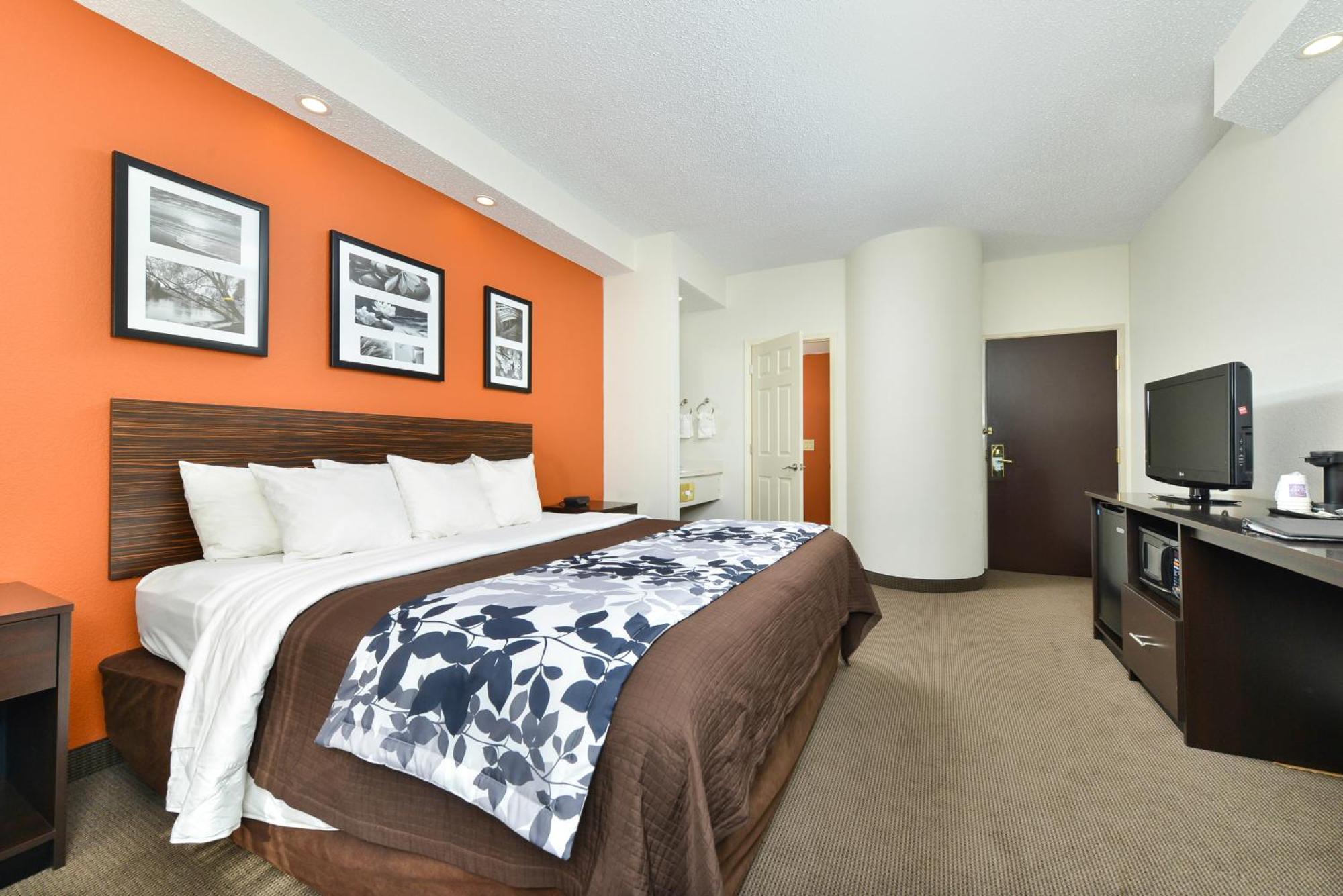 Sleep Inn & Suites At Concord Mills Стая снимка